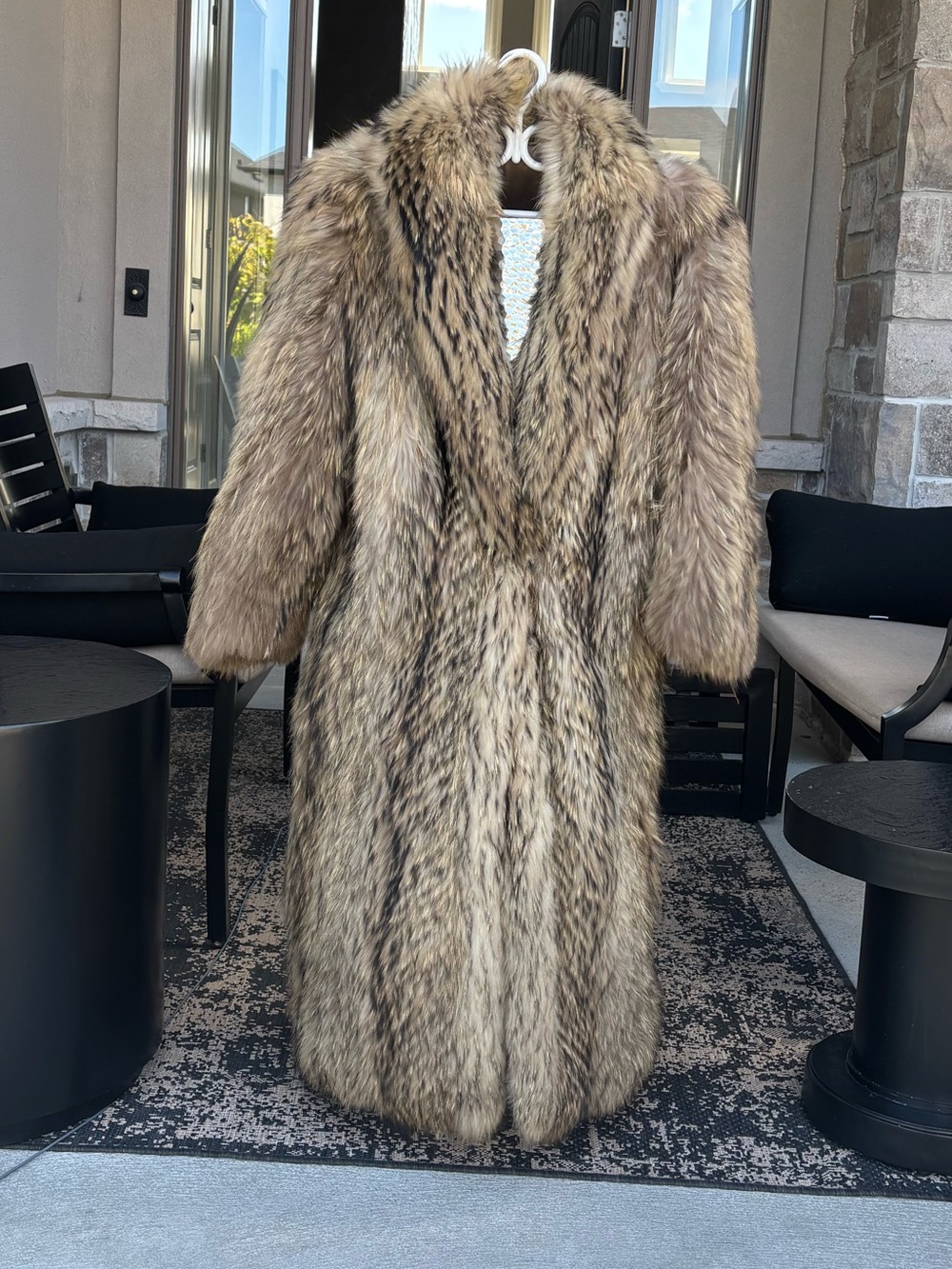 Vintage 1980s genuine feathered coyote full length glamour coat small/medium